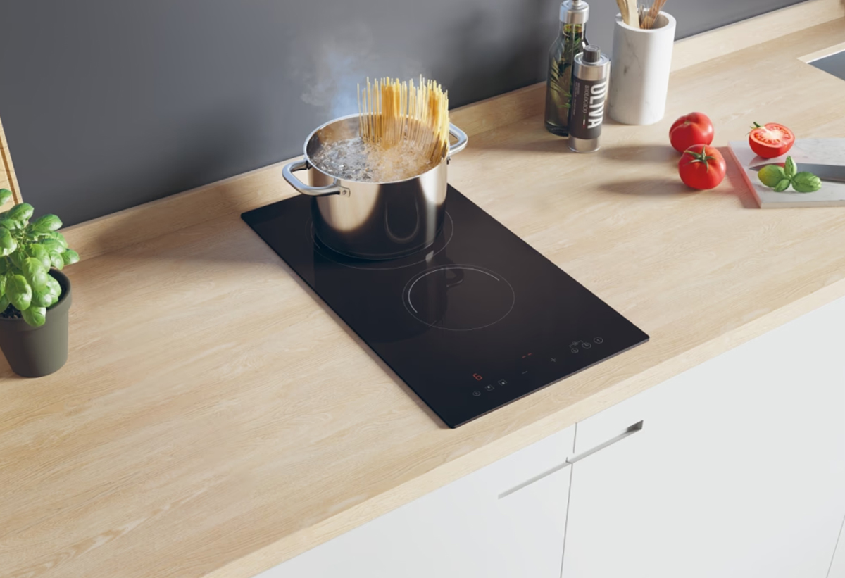 Αεπικονίζεται η εστία.